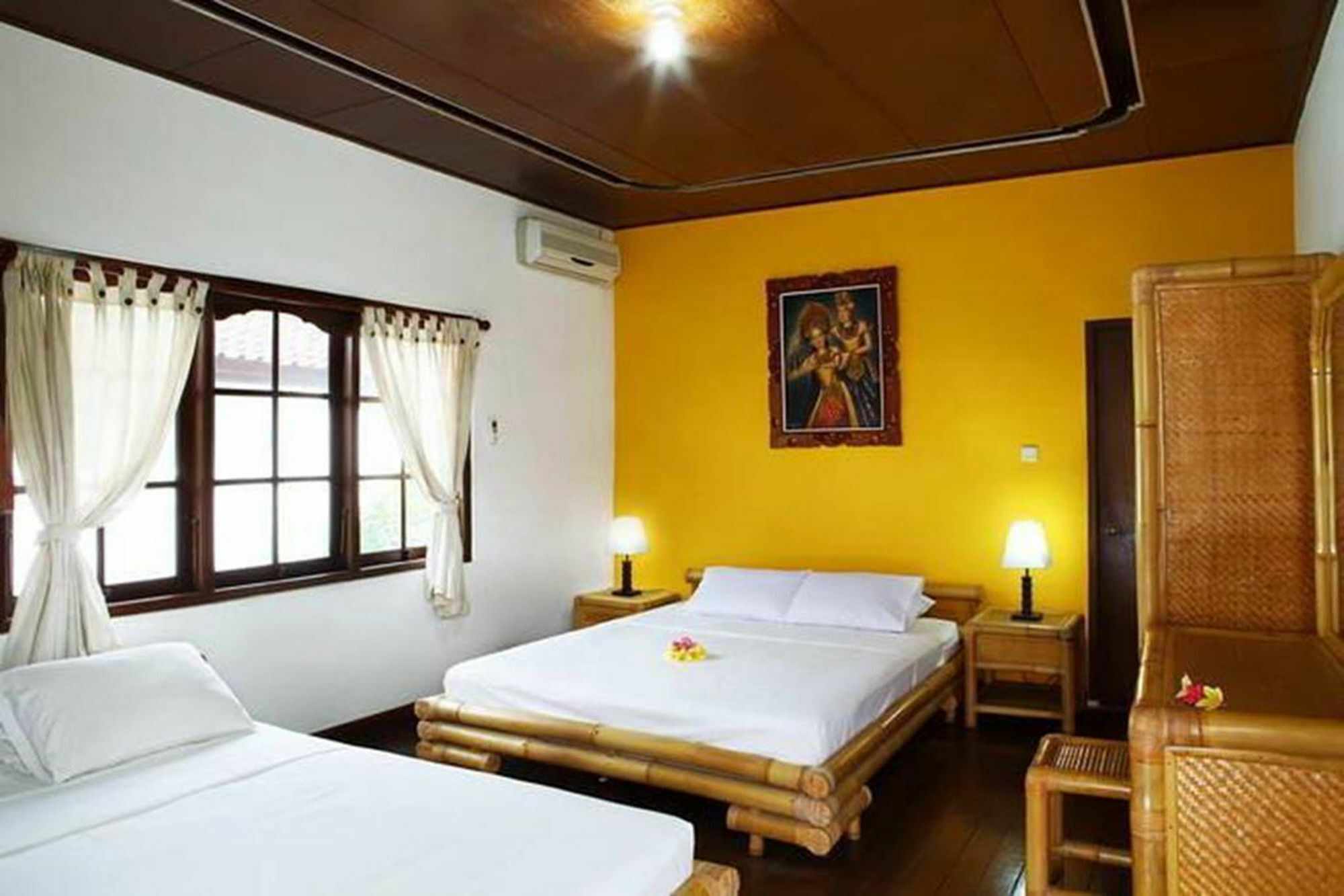 Yuli Bungalows Kuta Lombok Esterno foto