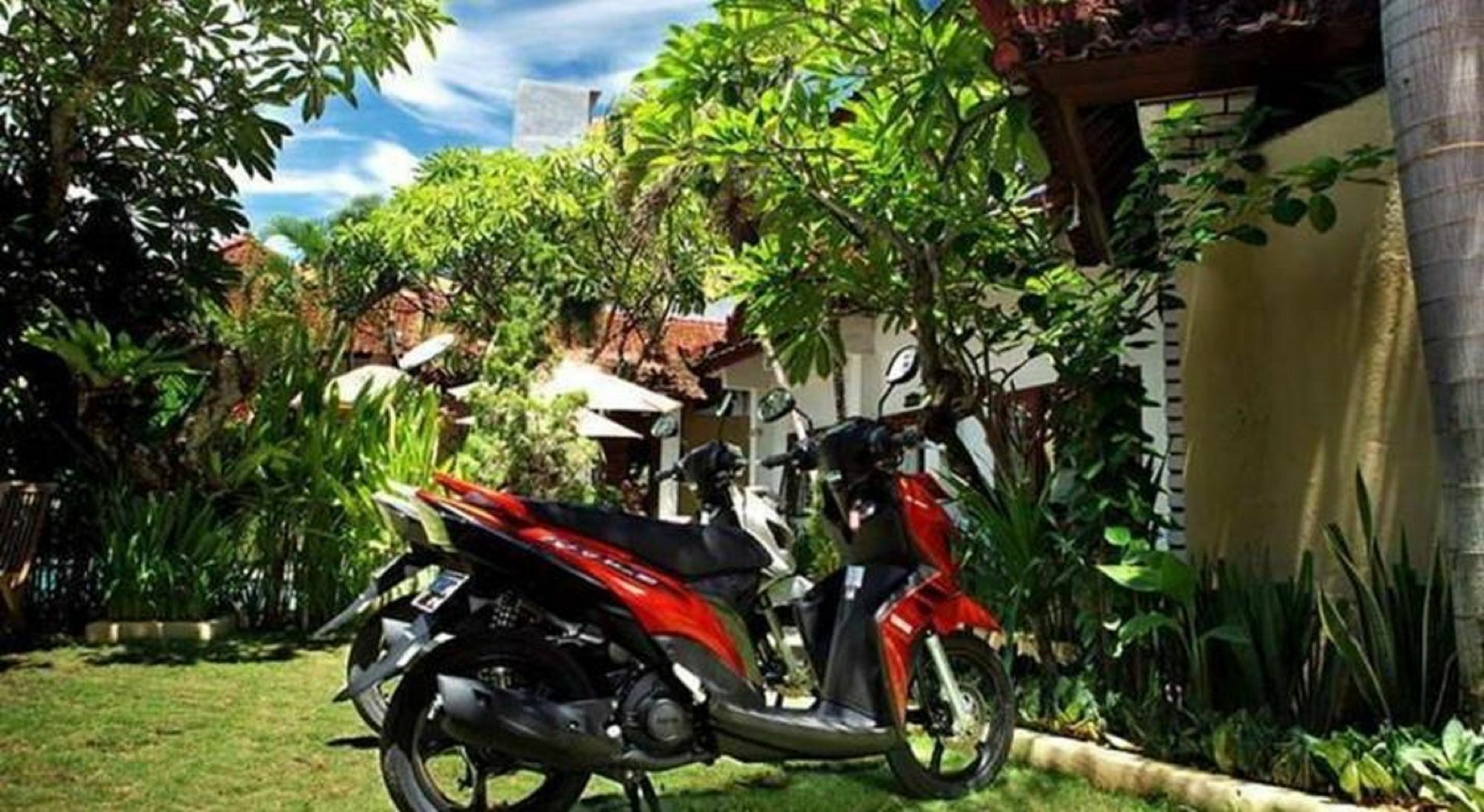 Yuli Bungalows Kuta Lombok Esterno foto
